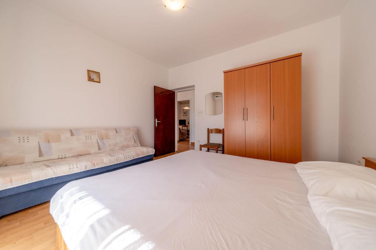 Apartmani Bozica Barbat na Rabu Bagian luar foto