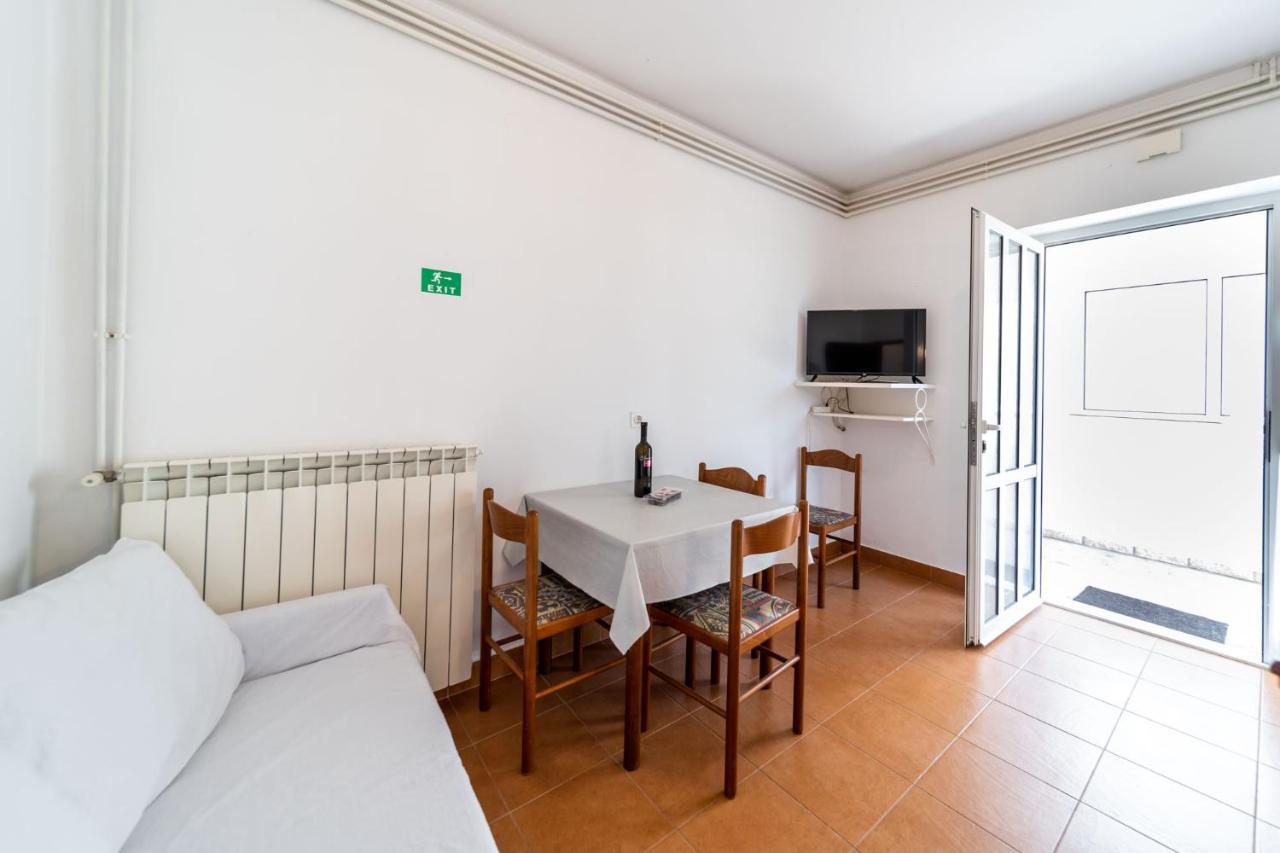 Apartmani Bozica Barbat na Rabu Bagian luar foto
