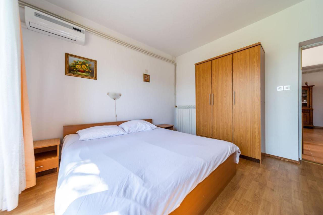 Apartmani Bozica Barbat na Rabu Bagian luar foto